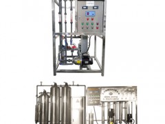 长春客户使用超纯水设备制作车用尿素现场 (161播放)